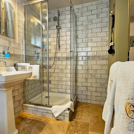 Boutique-Hotel&Wellness Goldenes Fass Meißen-3
